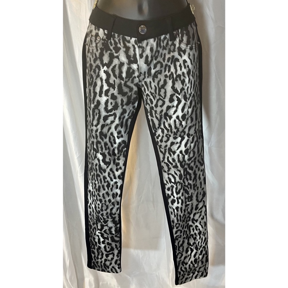 Almost Famous Leopard Jeggings